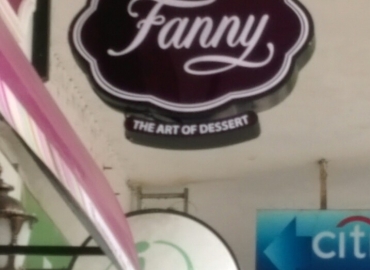 Biển gian hàng Kem Fanny