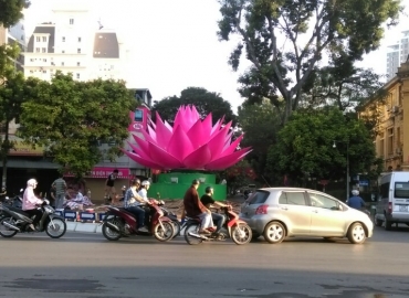 Trang trí đường phố